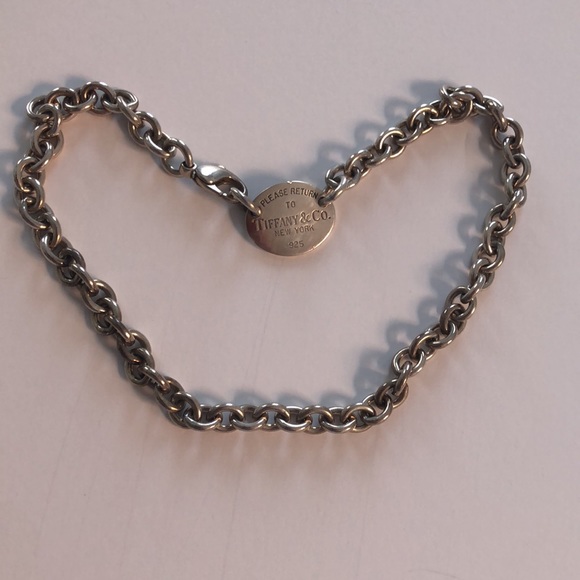 Tiffany & Co. Return to Tiffany® Oval Tag Necklace - Authentic - Picture 12 of 16
